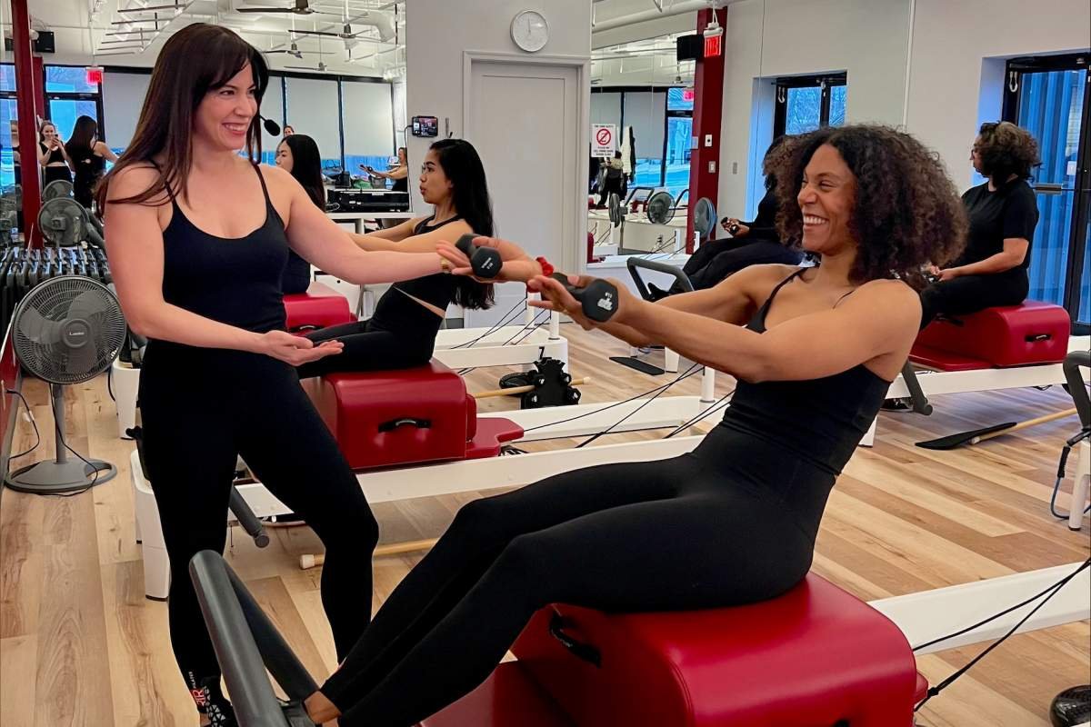 DC reformer Pilates instructor