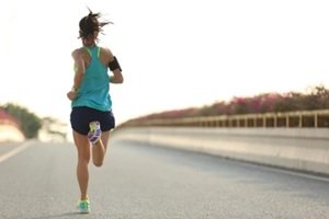 women runner in the track